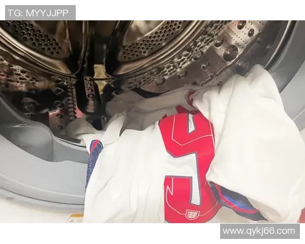 球星定制款足球服价格解析如何选择适合的定制款球衣