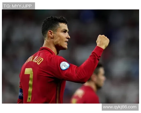 女足球星公开示爱C罗引热议 足球圈掀起一片浪潮